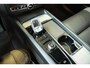 Volvo XC60 B5 Plus Dark | Semi Electrische Bedienbare Trekhaak | 1ste Eigenaar | Harman Kardon Premium Audio | Panoramadak | 20'' Lichtmetalen velgen | Elektrisch glazen schuifdak | Parkeercamera | Parkeersensoren voor + achter | Nappa Lederen bekleding |