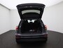Audi Q6 e-tron edition 83 kWh l Adaptive cruise control l Climate control l Stuurverwarming l Parkeersensoren l Navigatie l 360 graden camera l Carbon pakket l Trekhaak l Warmtepomp l Audi sound system l Audi virtual cockpit plus