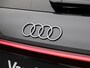 Audi Q6 e-tron edition 83 kWh l Adaptive cruise control l Climate control l Stuurverwarming l Parkeersensoren l Navigatie l 360 graden camera l Carbon pakket l Trekhaak l Warmtepomp l Audi sound system l Audi virtual cockpit plus