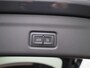 Audi Q6 e-tron edition 83 kWh l Adaptive cruise control l Climate control l Stuurverwarming l Parkeersensoren l Navigatie l 360 graden camera l Carbon pakket l Trekhaak l Warmtepomp l Audi sound system l Audi virtual cockpit plus