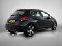 Peugeot 208 GT-Line 110pk | Navigatie | Panoramadak | Achteruitrijcamera | Climate Control | Cruise Control | Parkeersensoren v+a | Stoelverwarming | Half lederen sportstoelen | Armsteun | Bluetooth | Apple Carplay / Android Auto | DAB+ radio | Donker getint glas | 17" lichtmetalen velgen |