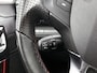 Peugeot 208 GT-Line 110pk | Navigatie | Panoramadak | Achteruitrijcamera | Climate Control | Cruise Control | Parkeersensoren v+a | Stoelverwarming | Half lederen sportstoelen | Armsteun | Bluetooth | Apple Carplay / Android Auto | DAB+ radio | Donker getint glas | 17" lichtmetalen velgen |