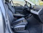 BMW 2-Serie Active Tourer 225e xDrive | Pano | Luxery | HUD | Innovation pack | Live cockpit pro | Driving Assistant Plus -Cruise control adaptief met stop&go, file assistent-grootlichtassistent-rijstrooksensor- Interesse in een bezichtiging of proefrit, bel of app met 06-24282842 / 06-42130156