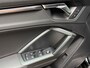 Audi Q3 40 TFSI Quattro Pro Line 3x S-Line 190 Pk Pano/Virtual/ACC/LED/Trekhaak/Car Play/Navi/Climate/21 Inch/Matrix/Apk 11-2027