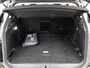 Peugeot 3008 SUV Blue Lease Executive 130pk | Navigatie | Climate Control | Cruise Control | Parkeersensoren v+a | Armsteun | Bluetooth | Apple Carplay / Android Auto | Draadloze telefoonlader | Regensensor | Donker getint glas | Afneembare trekhaak | Lage kilometerstand | 17" lichtmetalen velgen |