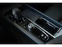 Volvo XC60 T8 Plug-in hybrid AWD Plus Dark | Semi-Electrische Wegklapbare Trekhaak | Longe Range | Google Infotainment | Harman Kardon Premium Audio | Parkeersensoren voor + achter | Parkeercamera | Stoelverwarming | Stuurwielverwarming |