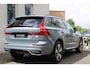 Volvo XC60 T8 Plug-in hybrid AWD Plus Dark | Semi-Electrische Wegklapbare Trekhaak | Longe Range | Google Infotainment | Harman Kardon Premium Audio | Parkeersensoren voor + achter | Parkeercamera | Stoelverwarming | Stuurwielverwarming |