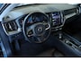 Volvo XC60 T8 Plug-in hybrid AWD Plus Dark | Semi-Electrische Wegklapbare Trekhaak | Longe Range | Google Infotainment | Harman Kardon Premium Audio | Parkeersensoren voor + achter | Parkeercamera | Stoelverwarming | Stuurwielverwarming |