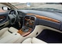 Aston Martin V12 Vantage DB7 5.9