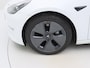 Tesla Model 3 Long-Range AWD 351pk 75 kWh 91.6% SoH FACELIFT [ WIT LEDER+WARMTEPOMP+AUTOPILOT ]