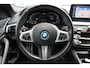 BMW 5-Serie Touring 520e Business Edition Plus M-sport | Incl. 12 maanden Garantie | 1e Eigenaar | BMW Laser koplampen | Elektrisch verstelbare stoelen met memory | Stoelverwarming | Apple CarPlay/Android Auto | Elektrisch verstelbaar stuur | Elektrische kofferbakklep | Cruise controle | Climate controle | Parkeersensoren V+A | Keyless start | Origineel NL Auto | NAP |