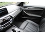 BMW 5-Serie Touring 520e Business Edition Plus M-sport | Incl. 12 maanden Garantie | 1e Eigenaar | BMW Laser koplampen | Elektrisch verstelbare stoelen met memory | Stoelverwarming | Apple CarPlay/Android Auto | Elektrisch verstelbaar stuur | Elektrische kofferbakklep | Cruise controle | Climate controle | Parkeersensoren V+A | Keyless start | Origineel NL Auto | NAP |