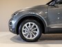 Volkswagen T-Roc 1.5 TSI Style / 150pk / Panorama dak / Lederen bekleding / Achteruitrijcamera / Stoelverwarming / Cruise