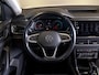 Volkswagen T-Cross 1.5 TSI Style / 150pk / Achteruitrijcamera / Apple Carplay