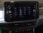 Volkswagen T-Roc 1.0 TSI Life / 110pk / Trekhaak / Achteruitrij camera / Stoelverwarming /