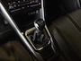 Volkswagen T-Roc 1.0 TSI Life / 110pk / Trekhaak / Achteruitrij camera / Stoelverwarming /