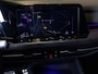 Volkswagen Golf 2.0 TSI GTI / 245pk / Achteruitrij camera / Dodehoek assistent / Stoel en stuurverwarming /