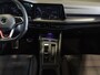 Volkswagen Golf 2.0 TSI GTI / 245pk / Achteruitrij camera / Dodehoek assistent / Stoel en stuurverwarming /