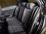 Volkswagen Golf 2.0 TSI GTI / 245pk / Achteruitrij camera / Dodehoek assistent / Stoel en stuurverwarming /