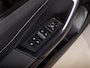 Volkswagen T-Roc 1.5 TSI R-Line Edition / 150pk / Stoel en stuur verwarming / Achteruitrij camera / Keyless /