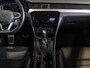 Volkswagen Passat Variant 1.5 TSI R-Line Business + / 150pk / Panorama dak / Achteruitrij camera / Stoelverwarming /
