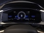Volkswagen T-Roc 1.5 TSI Life / 150pk / Achteruitrij camera / Stoelverwarming /