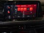 Volkswagen Golf 1.5 eTSI R-Line / 150pk / Panorama dak / Harman Kardon / Stoel en stuurverwarming /