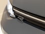 Volkswagen Golf 1.5 eTSI R-Line / 150pk / Panorama dak / Harman Kardon / Stoel en stuurverwarming /