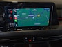 Volkswagen Golf 1.5 eTSI R-Line / 150pk / Panorama dak / Harman Kardon / Stoel en stuurverwarming /