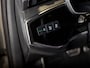Audi Q3 40 TFSI quattro S Line edition one / 190pk / Trekhaak / Panorama dak / Stoelverwarming /