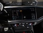Audi Q3 40 TFSI quattro S Line edition one / 190pk / Trekhaak / Panorama dak / Stoelverwarming /