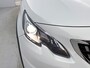 Peugeot 2008 1.5 BlueHDi Allure / Panoramadak / Trekhaak / Cruise-ctr. / lmv 17"/ Roofrail / Privacy Glass / Apk nieuw