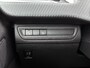 Peugeot 2008 1.5 BlueHDi Allure / Panoramadak / Trekhaak / Cruise-ctr. / lmv 17"/ Roofrail / Privacy Glass / Apk nieuw