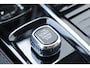 Volvo V60 T6 340PK Automaat Plug-in Hybrid AWD Inscription / Navigatie / Elektrisch verstelbare stoelen met geheugen / Leren bekleding / Elektrische achterklep / Cruise control / Parkeersensoren