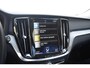Volvo V60 T6 340PK Automaat Plug-in Hybrid AWD Inscription / Navigatie / Elektrisch verstelbare stoelen met geheugen / Leren bekleding / Elektrische achterklep / Cruise control / Parkeersensoren