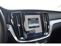 Volvo V60 T6 340PK Automaat Plug-in Hybrid AWD Inscription / Navigatie / Elektrisch verstelbare stoelen met geheugen / Leren bekleding / Elektrische achterklep / Cruise control / Parkeersensoren