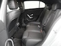 Mercedes-Benz A-klasse 180 Business Solution AMG - Navigatie - Camera - Stoelverwarming - LED koplampen