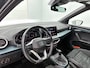 SEAT Arona 1.0 TSI Xperience 111PK Automaat / Stoelverwarming / Airco-ecc. / 1/2 leder / Lmv.18" / Navigatie / Apk 01-2028