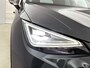 SEAT Arona 1.0 TSI Xperience 111PK Automaat / Stoelverwarming / Airco-ecc. / 1/2 leder / Lmv.18" / Navigatie / Apk 01-2028