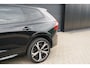 Volvo XC60 T8 Plug-in hybrid AWD Plus Dark Long range | Trekhaak | Zitverhogers | Adaptieve cruise control | Panoramisch schuif/kanteldak | Keyless | Sportstoelen | Stoel en stuurwiel verwarming | 21 inch |
