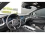 Volvo XC60 T8 Plug-in hybrid AWD Plus Dark Long range | Trekhaak | Zitverhogers | Adaptieve cruise control | Panoramisch schuif/kanteldak | Keyless | Sportstoelen | Stoel en stuurwiel verwarming | 21 inch |