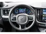 Volvo XC60 T8 Plug-in hybrid AWD Plus Dark Long range | Trekhaak | Zitverhogers | Adaptieve cruise control | Panoramisch schuif/kanteldak | Keyless | Sportstoelen | Stoel en stuurwiel verwarming | 21 inch |