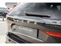 Volvo XC60 T8 Plug-in hybrid AWD Plus Dark Long range | Trekhaak | Zitverhogers | Adaptieve cruise control | Panoramisch schuif/kanteldak | Keyless | Sportstoelen | Stoel en stuurwiel verwarming | 21 inch |