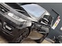 Land Rover Range Rover Sport 3.0 SDV6 Autobiography Dynamic-7 persoon