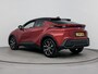 Toyota C-HR / C-HR+ 1.8 Hybrid 140 First Edition | 360 camera | Dodehoek detectie | LED voor Adaptief | Elektrische achterklep | Parkeersensoren voor+achter en Assistent | Cruise control adaptive | Apple CarPlay/Android Auto | Navigatie | Onderweg-naar-dealer