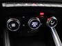 Renault Clio 1.6 E-Tech Full Hybrid 145 techno | Achteruitrijcamera | Climate Control | Lichtmetalen velgen | Navigatie |