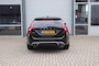 Volvo V60 2.0 T4 190PK BUS. SPORT AUT/DEALERONDERH./STANDK./SCHUIFDAK/LEER