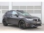 Volkswagen Tiguan 1.4 TSI eHybrid 245pk R-Line Business+ | SoH 90% | Panoramadak | Trekhaak | Achteruitrijcamera | Stoelverwarming | Head-up Display | Black Style