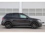 Volkswagen Tiguan 1.4 TSI eHybrid 245pk R-Line Business+ | SoH 90% | Panoramadak | Trekhaak | Achteruitrijcamera | Stoelverwarming | Head-up Display | Black Style