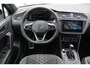 Volkswagen Tiguan 1.4 TSI eHybrid 245pk R-Line Business+ | SoH 90% | Panoramadak | Trekhaak | Achteruitrijcamera | Stoelverwarming | Head-up Display | Black Style